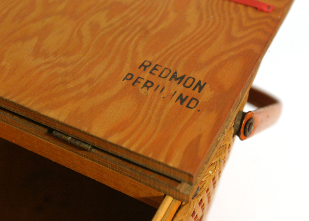 Vintage Redmon Picnic Basket with Lunch Trays and Cups