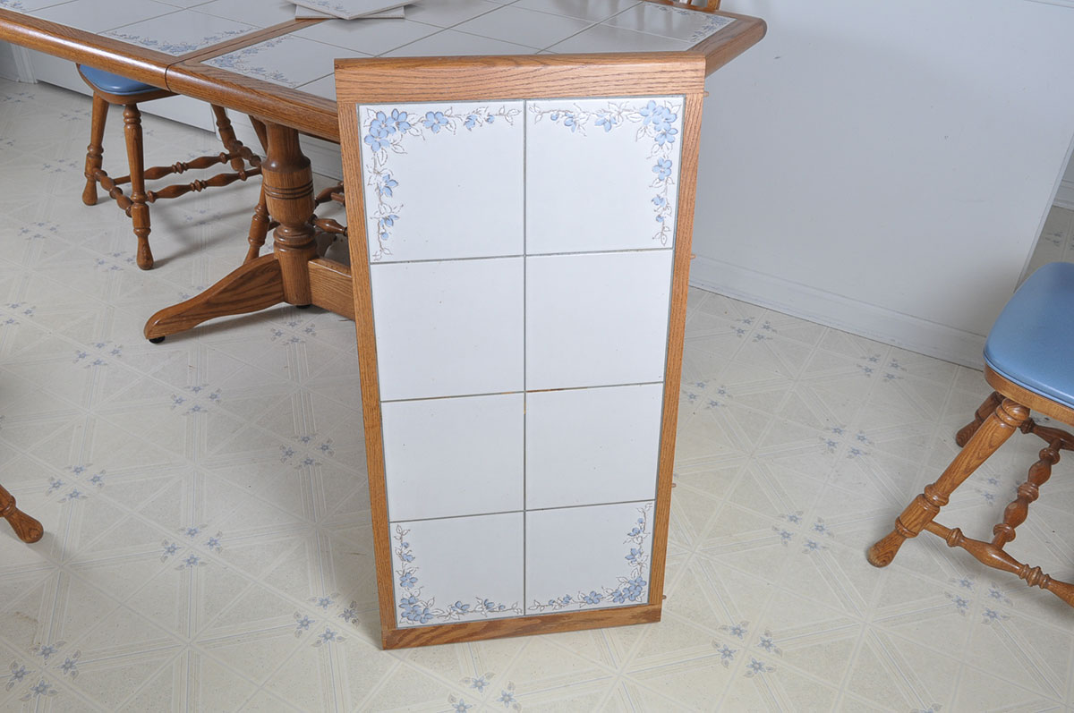Oak Tiled Dining Table and Chairs