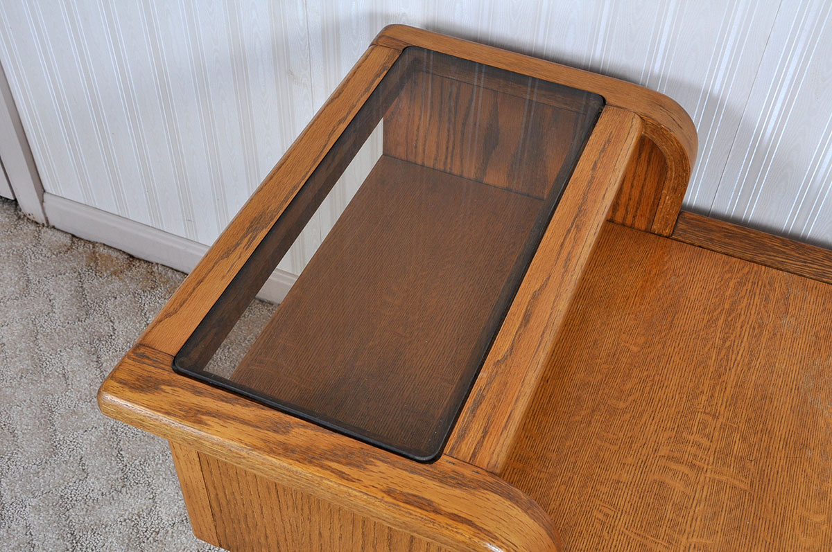 Pair of 80s Traditional Oak Side Tables