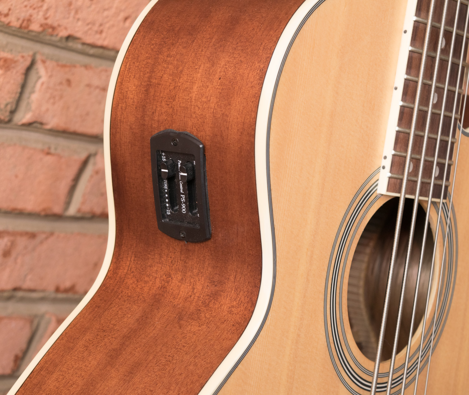 Dean Cutaway 5-String Acoustic-Electric Bass Guitar