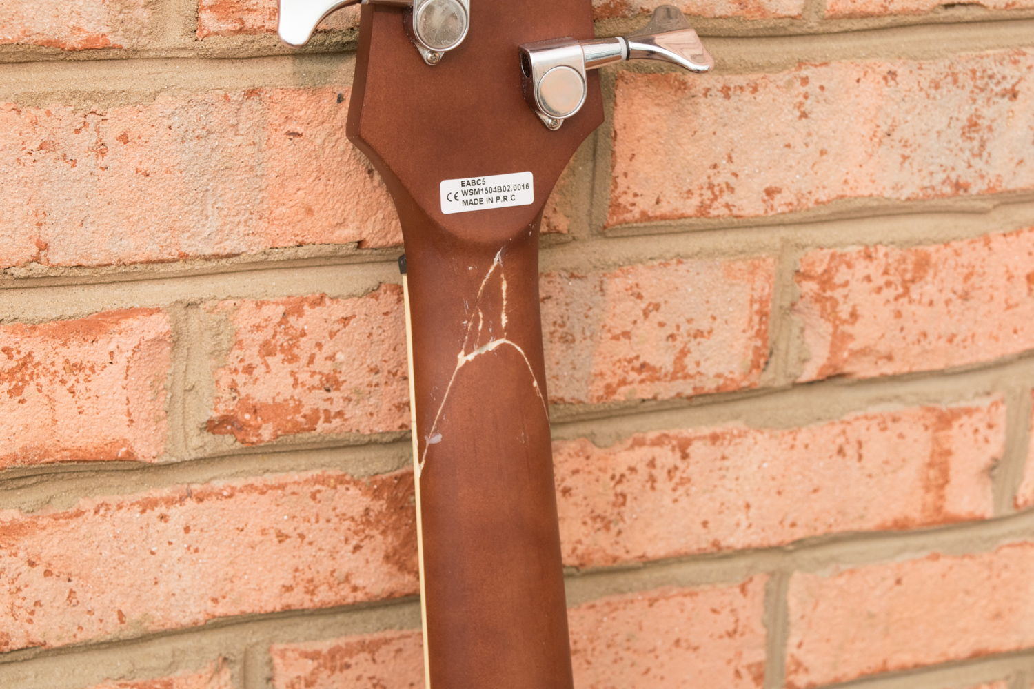 Dean Cutaway 5-String Acoustic-Electric Bass Guitar