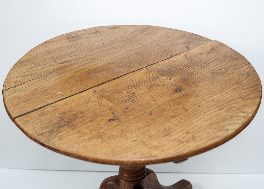 Antique Oak Georgian Style Tea Table