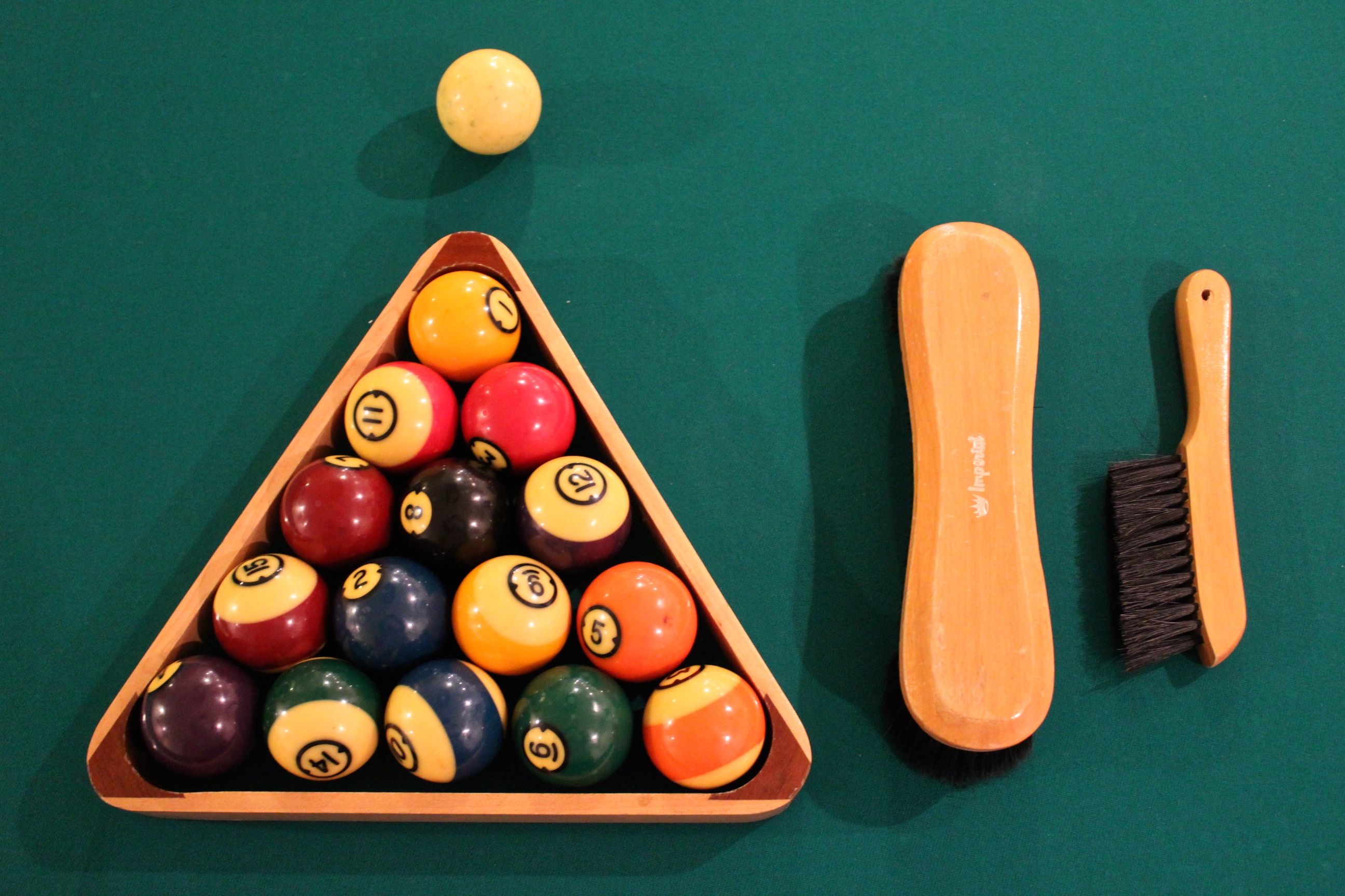 Brunswick Manchester Mahogany Pool Table