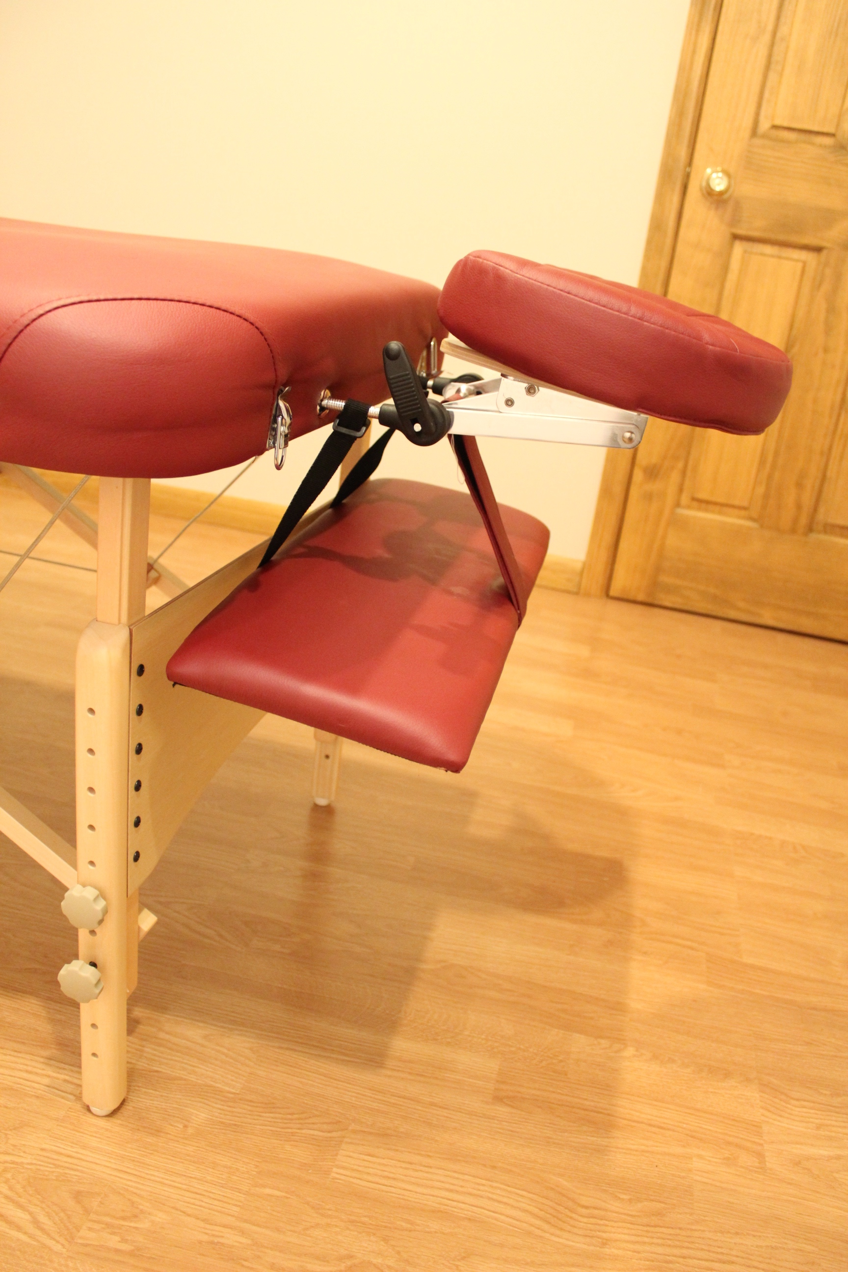 FitMaster Portable Massage Table
