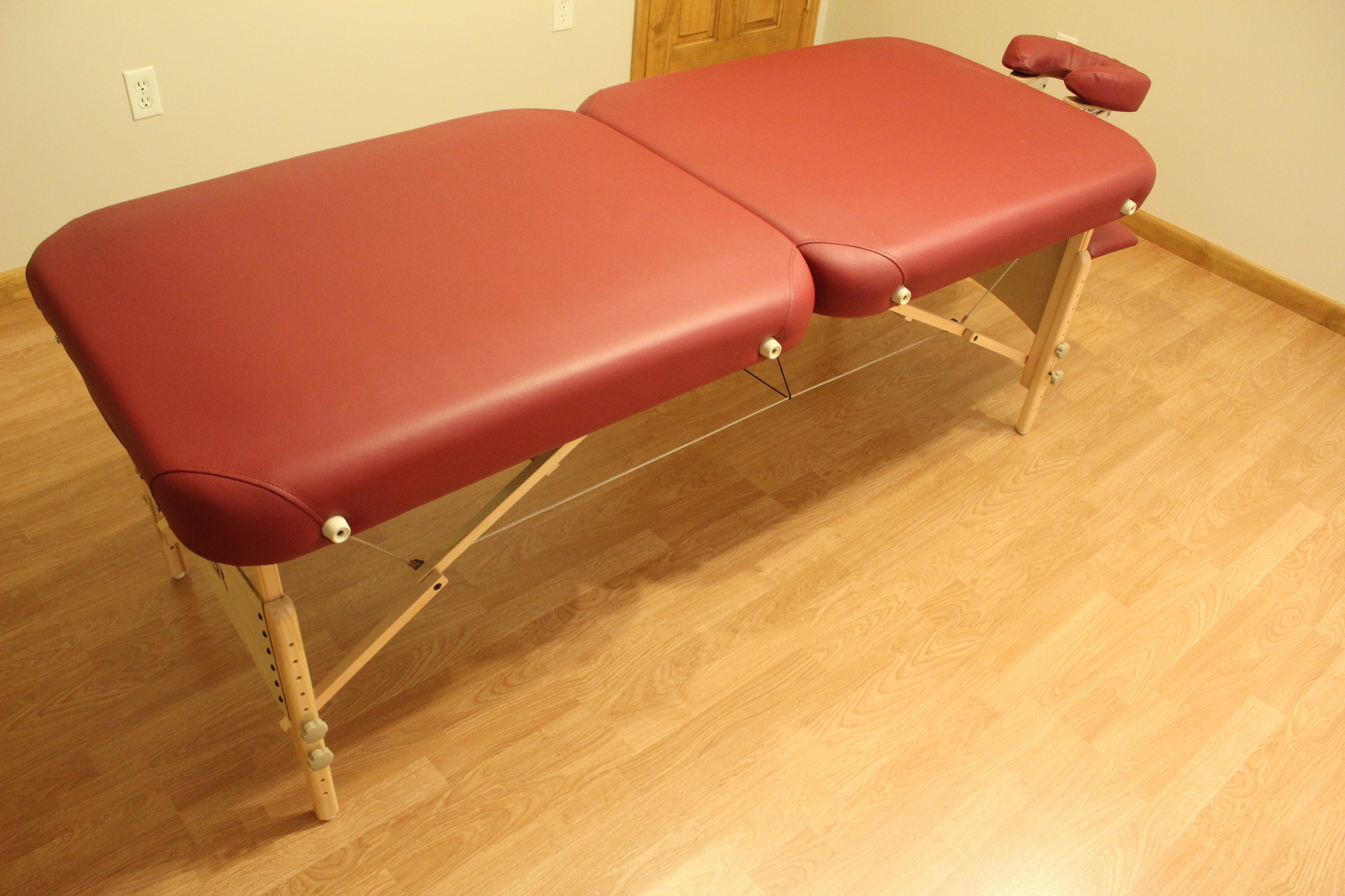 FitMaster Portable Massage Table