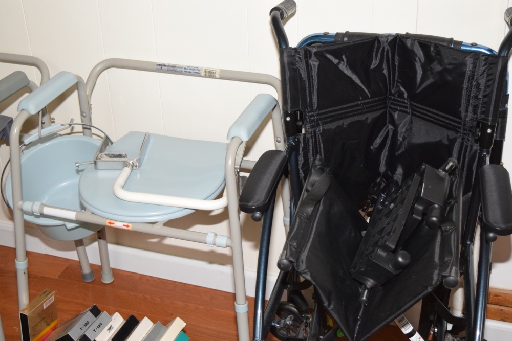 Invacare Pronto M51 Power Wheelchair and Other Home Health Aids