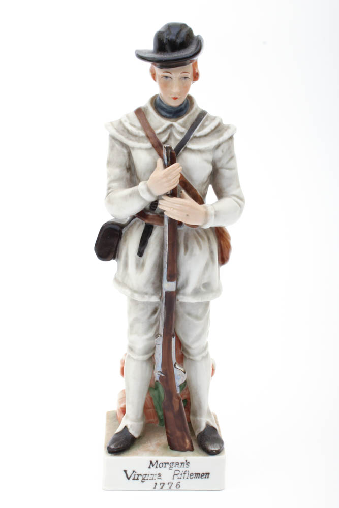 Andrea by Sadek Porcelain War Figurines