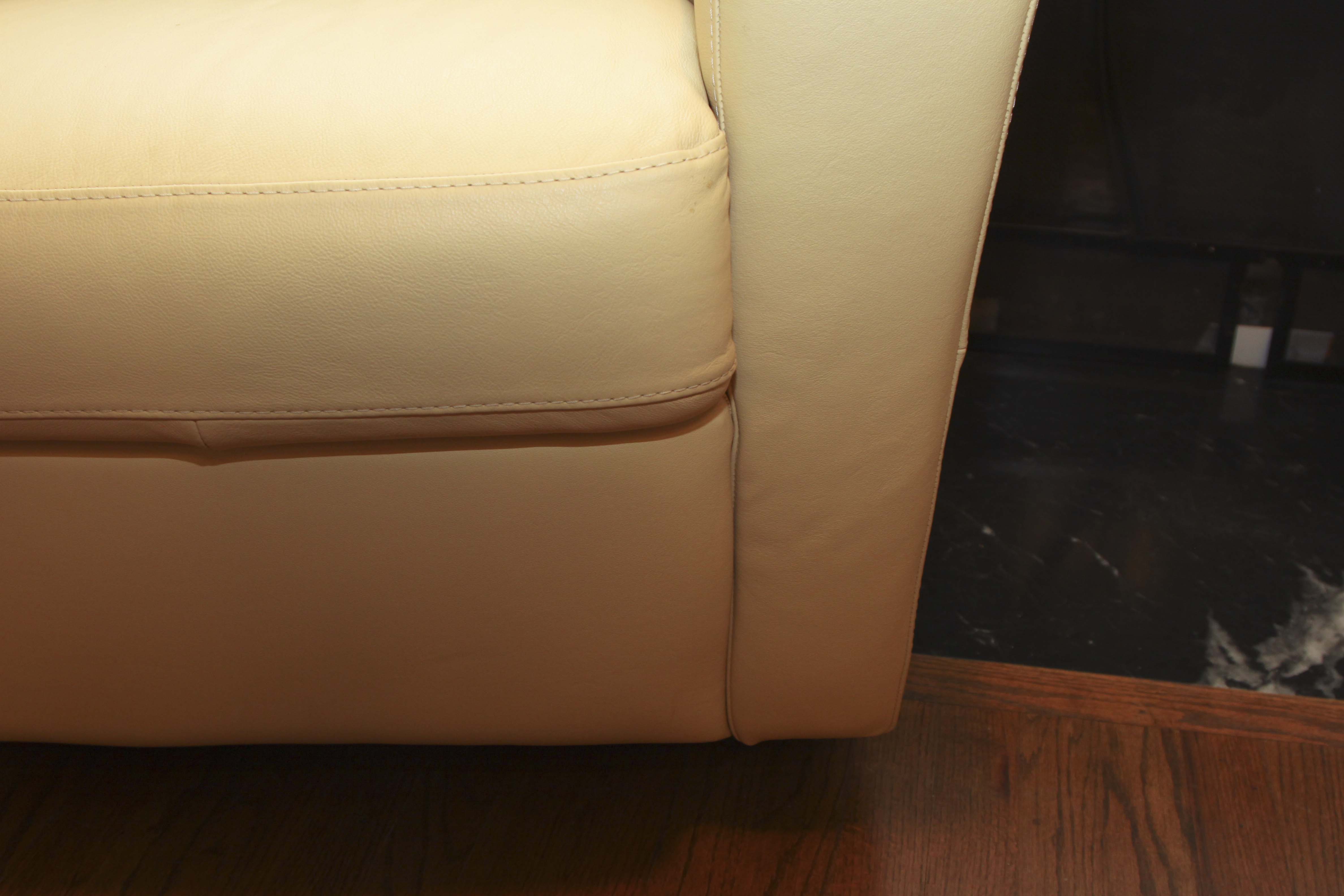 Italsofa Buttercup Yellow Leather Swivel Chair EBTH