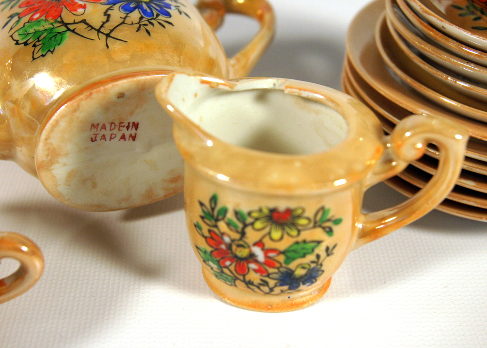 Children’s Miniature Tea Set