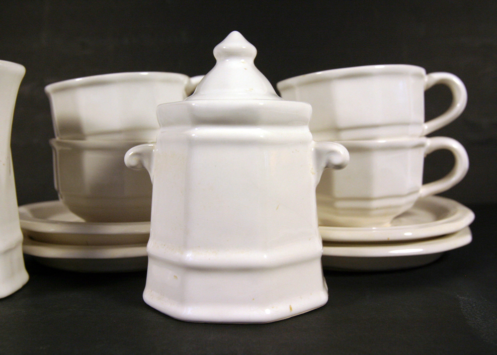 Assortment of Pfaltzgraff Kitchenware