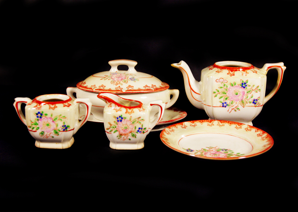 Tiny Tea Set Assortment