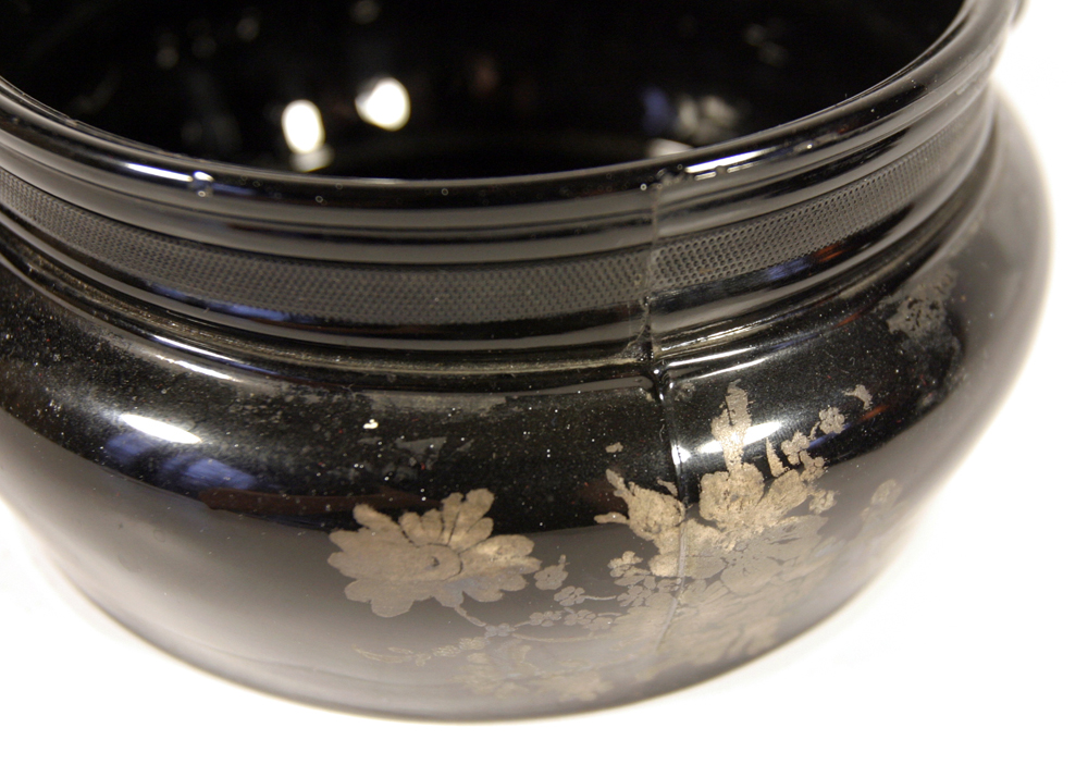 Vintage L E Smith Black Amethyst Glass Bean Pot