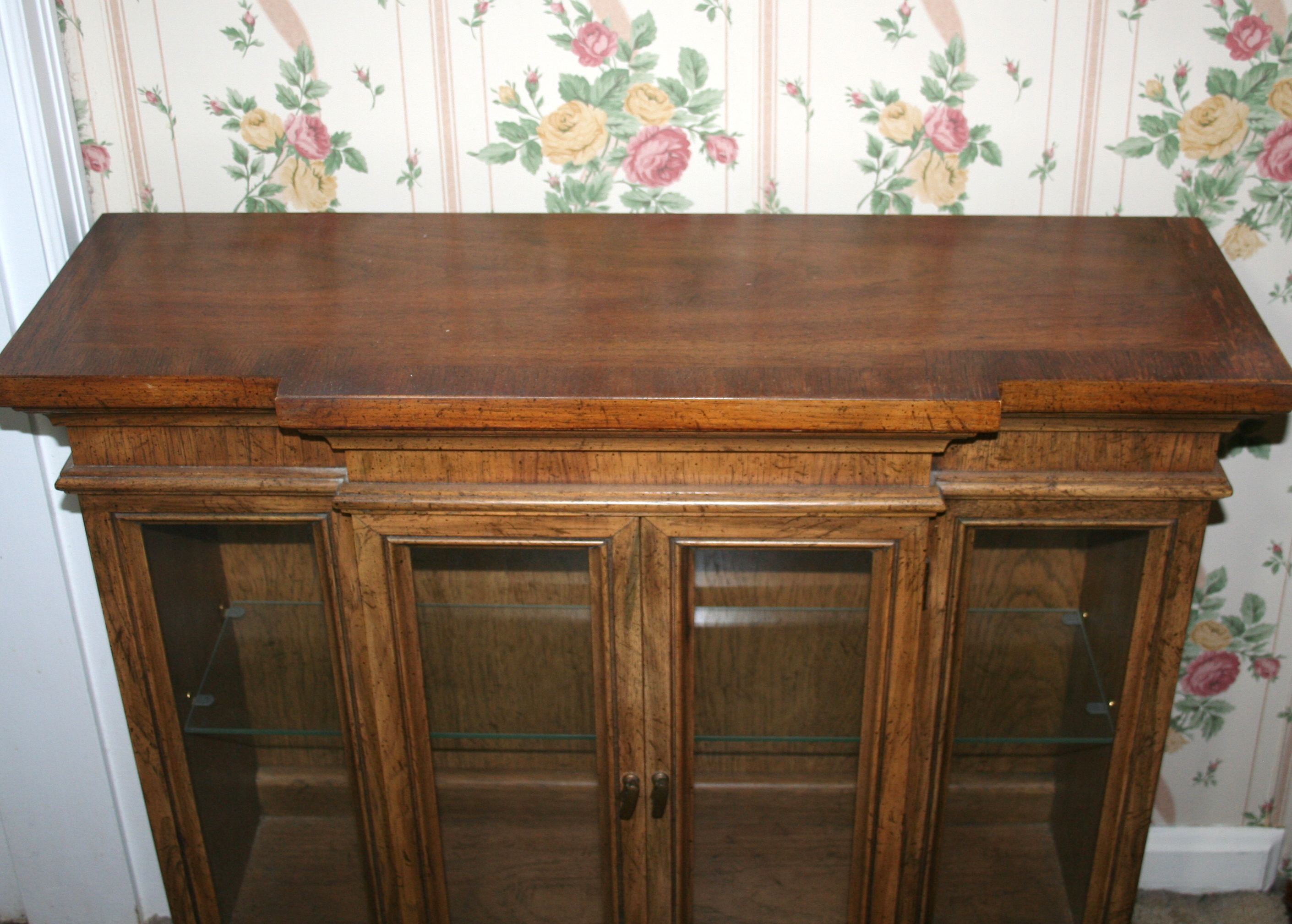 Lighted Display Cabinet