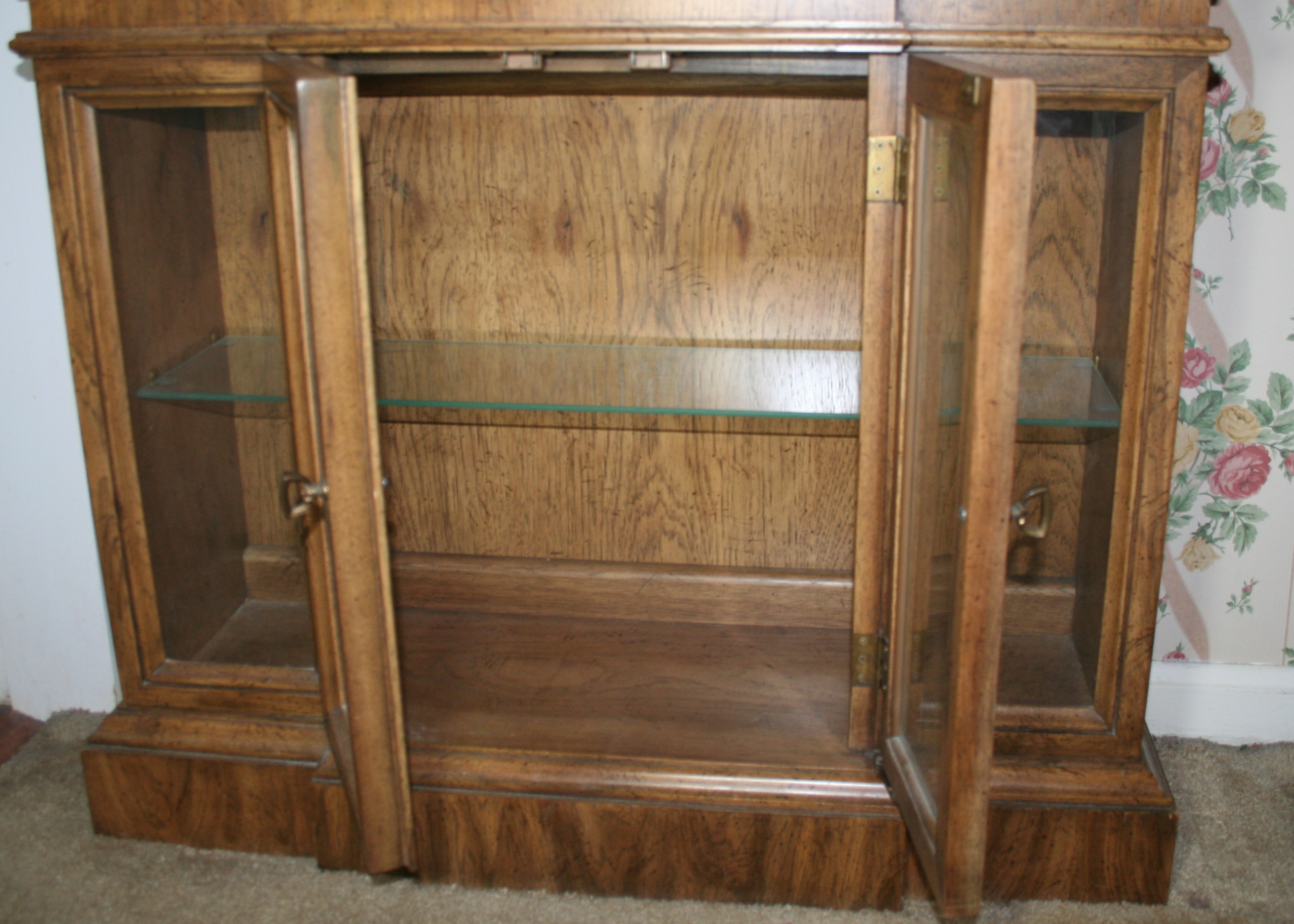 Lighted Display Cabinet