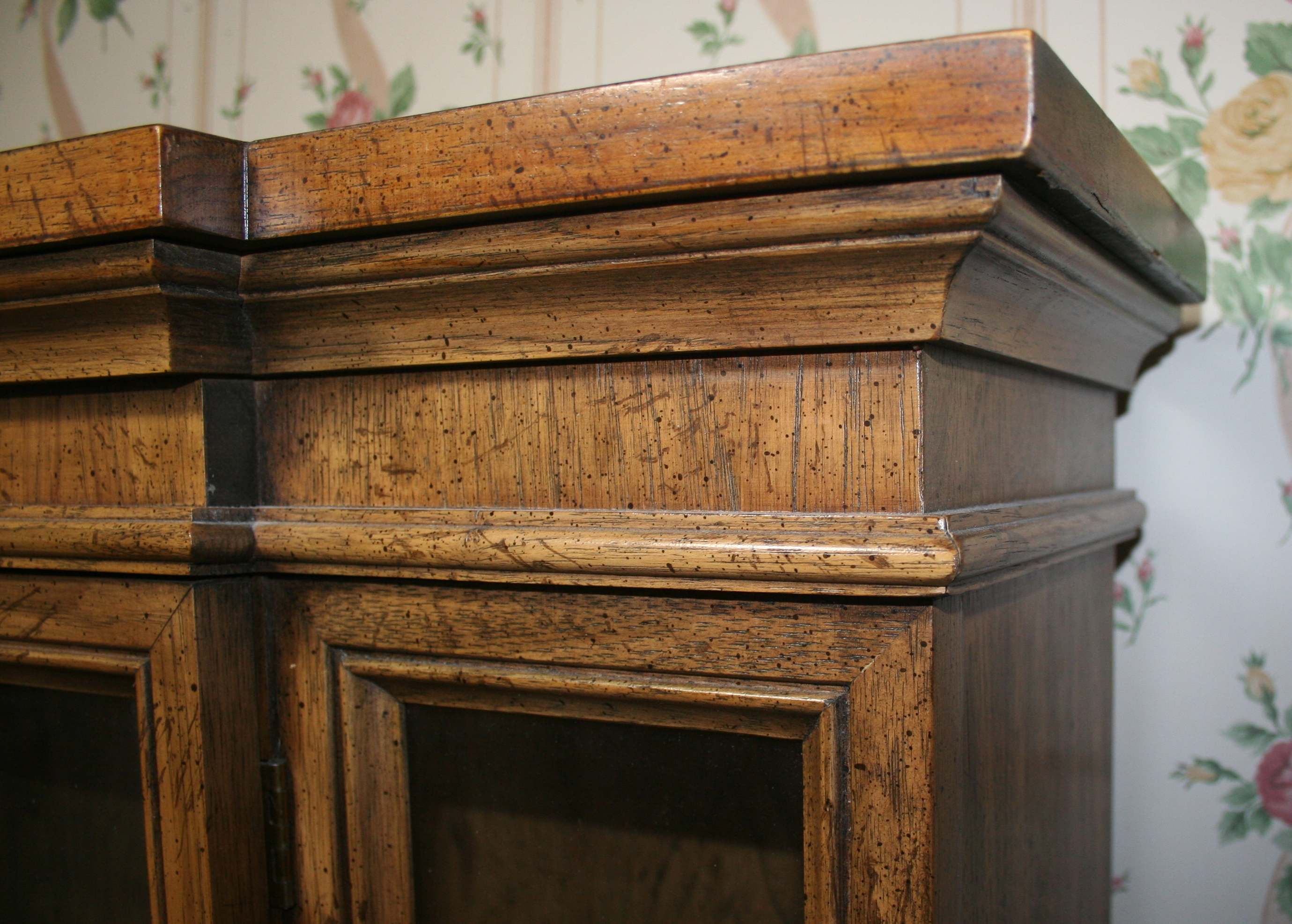 Lighted Display Cabinet