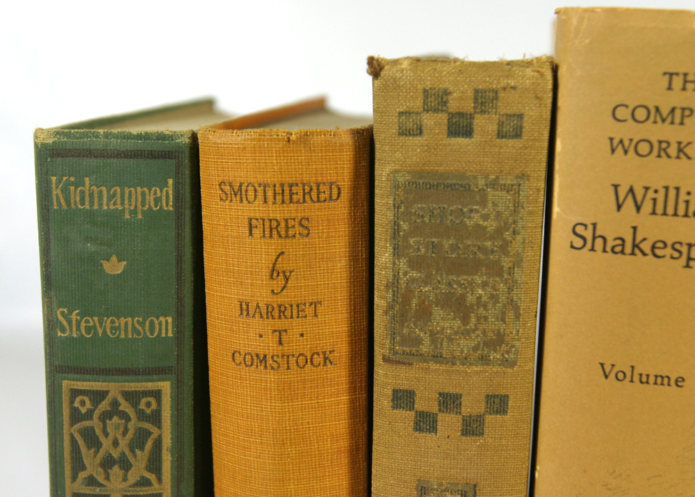 Antique Novels