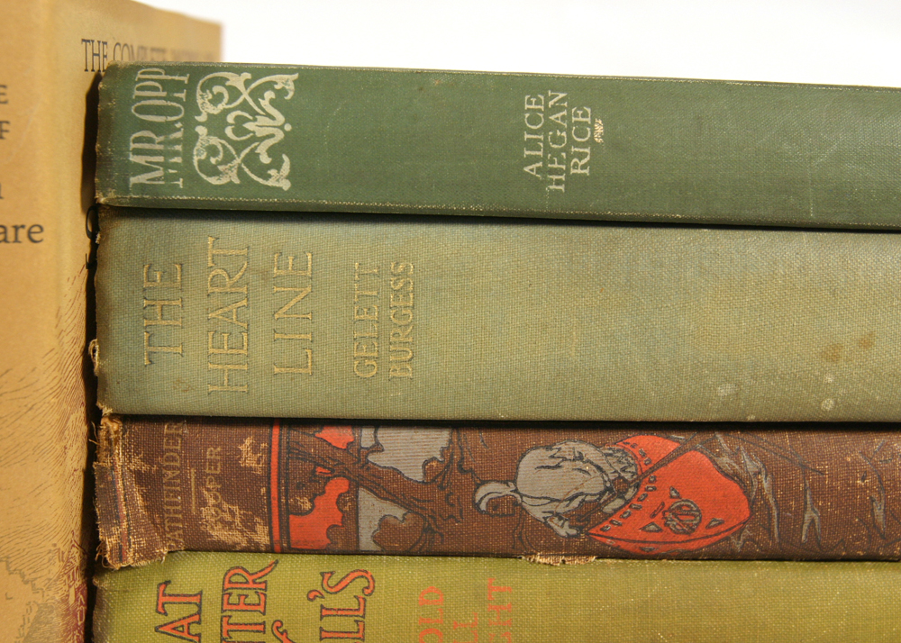 Antique Novels