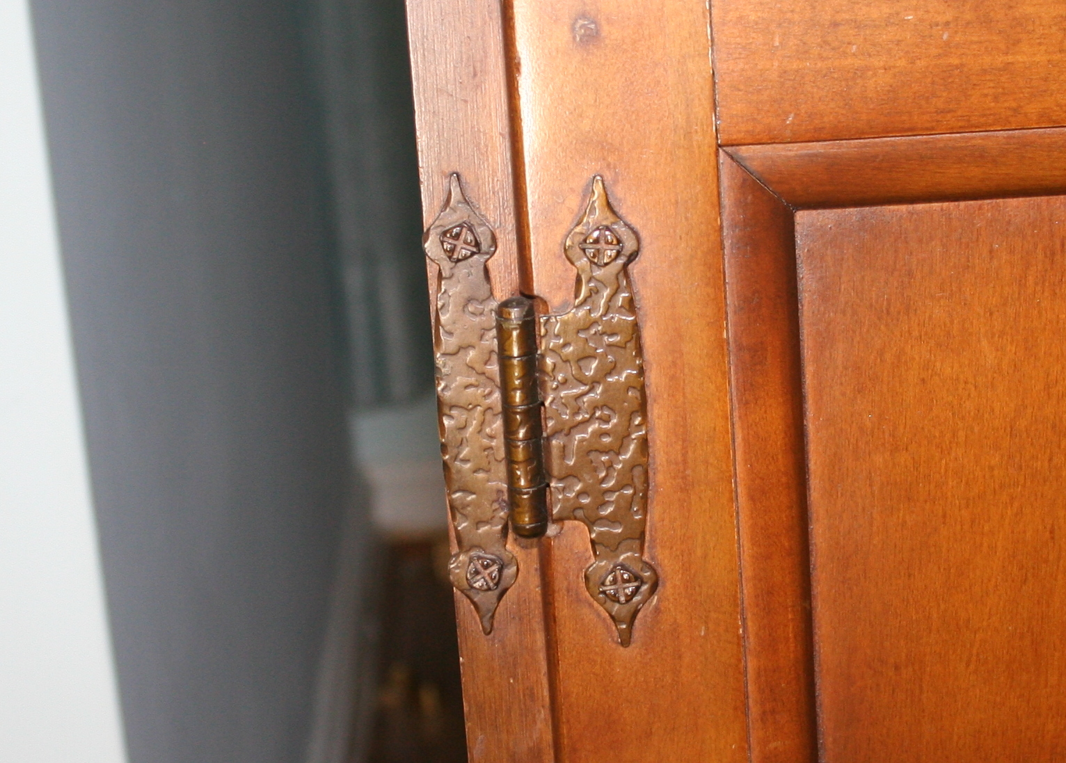 Mid-Century Dry Sink Cabinet