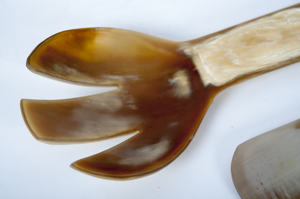 African Animal Horn Salad Set