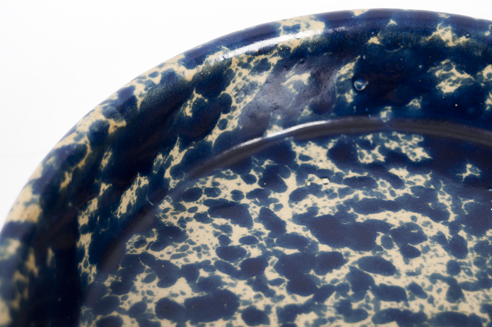 Bennington Potters Round Baker and Batter Bowl