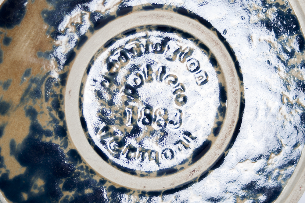 Bennington Potters Round Baker and Batter Bowl