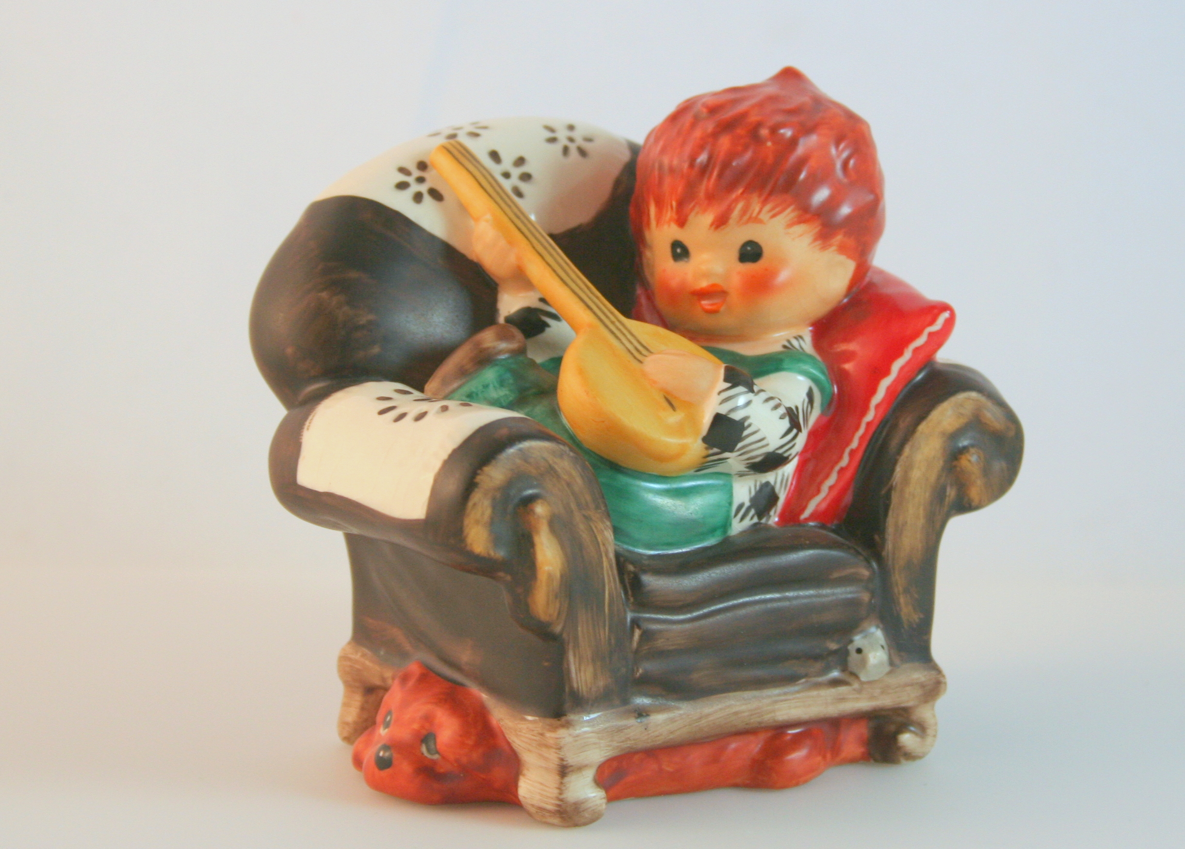 1958 Goebel Hummel Figurine "Off Key"
