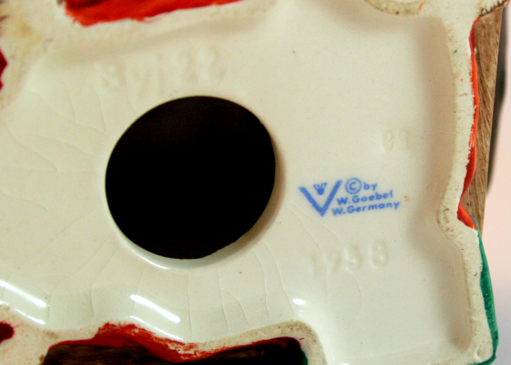 1958 Goebel Hummel Figurine "Off Key"