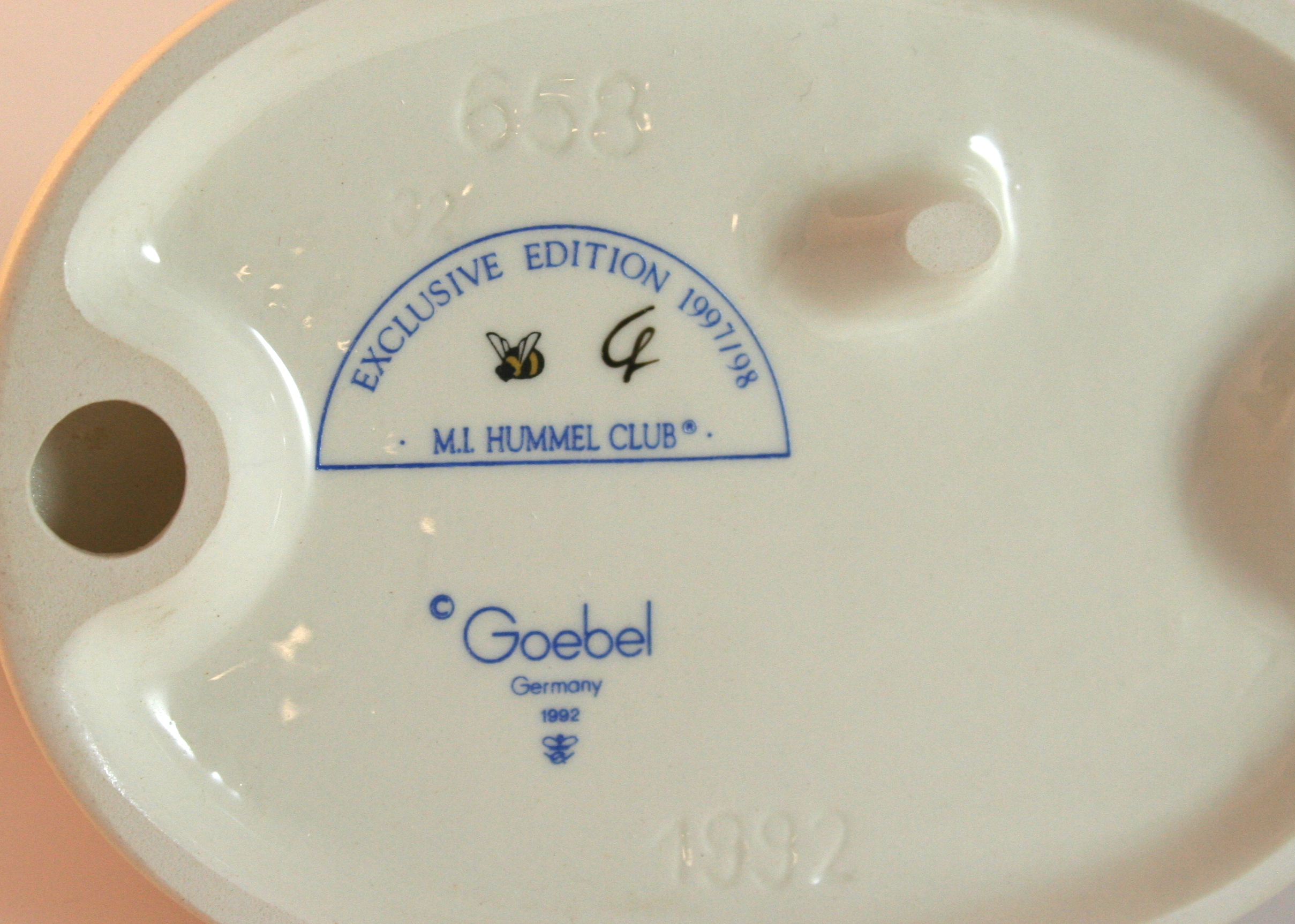 Exclusive Edition M. I. Hummel Figurine "Playful Blessing"