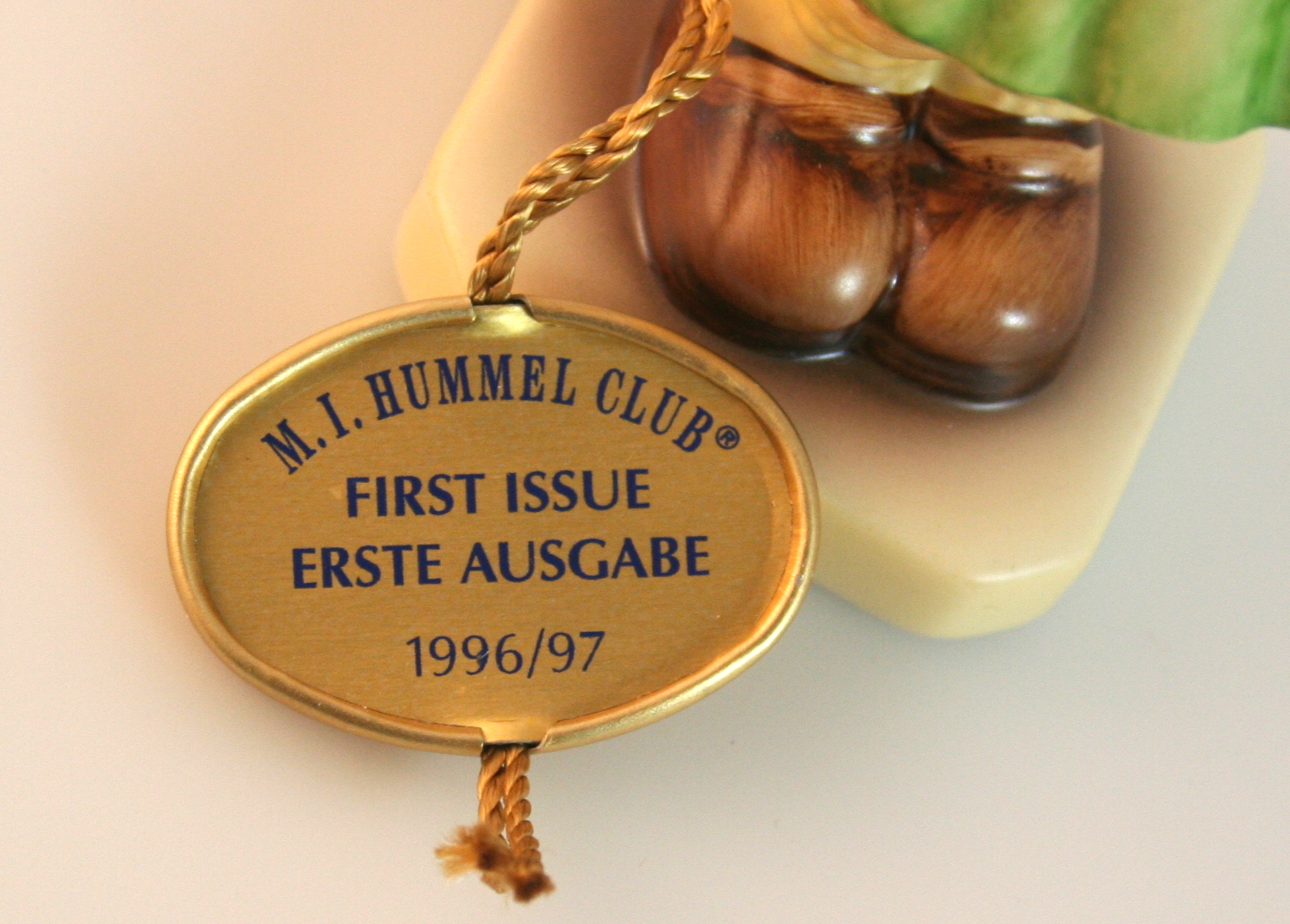 M. I. Hummel Club Figurine "Forever Yours"