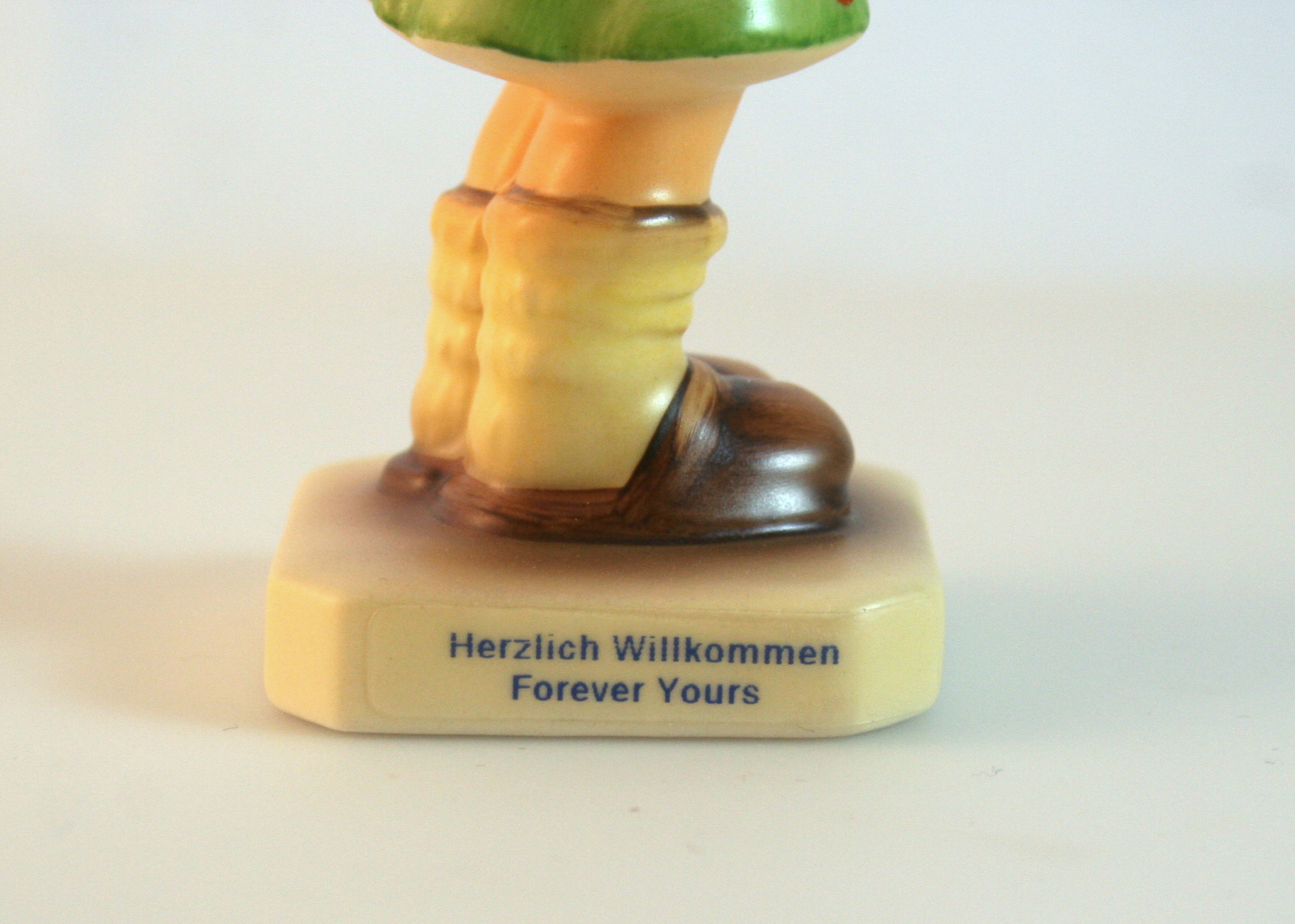 M. I. Hummel Club Figurine "Forever Yours"
