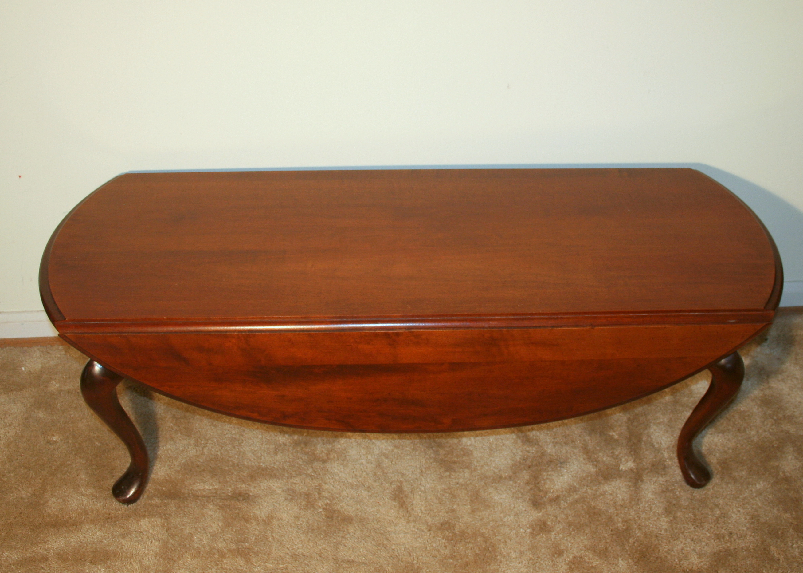 Queen Anne Style Cherry Drop-Leaf Coffee Table