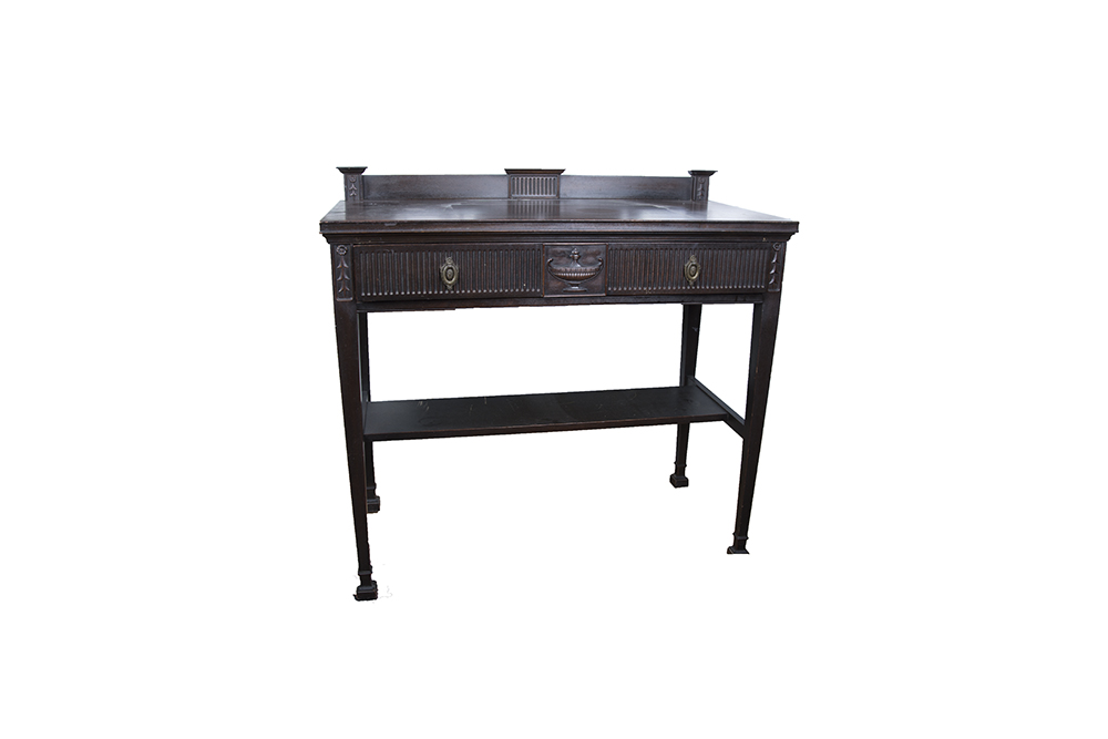 Hepplewhite Style Mahogany Table