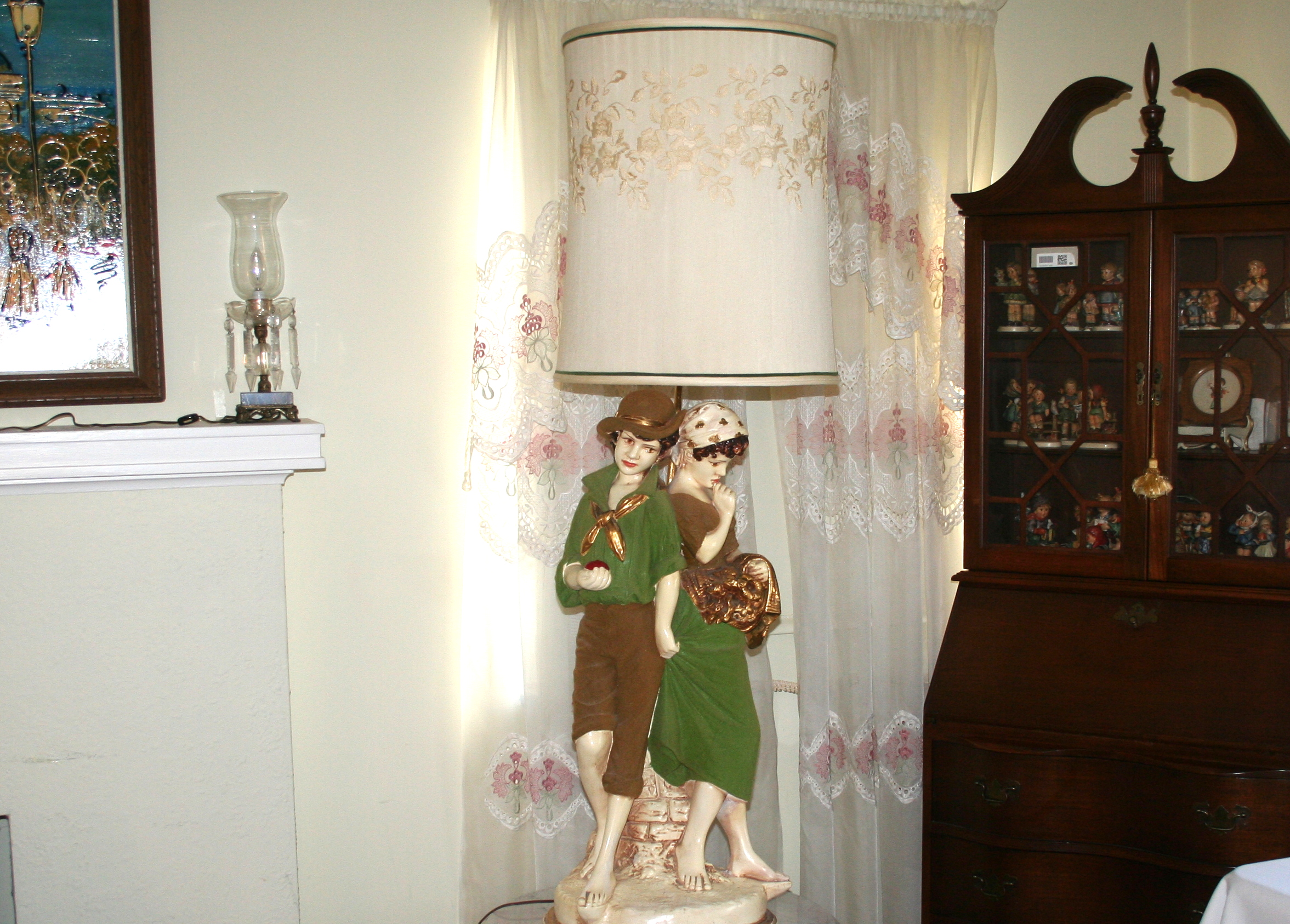Lamp With Chalkware Statue of Courting Couple