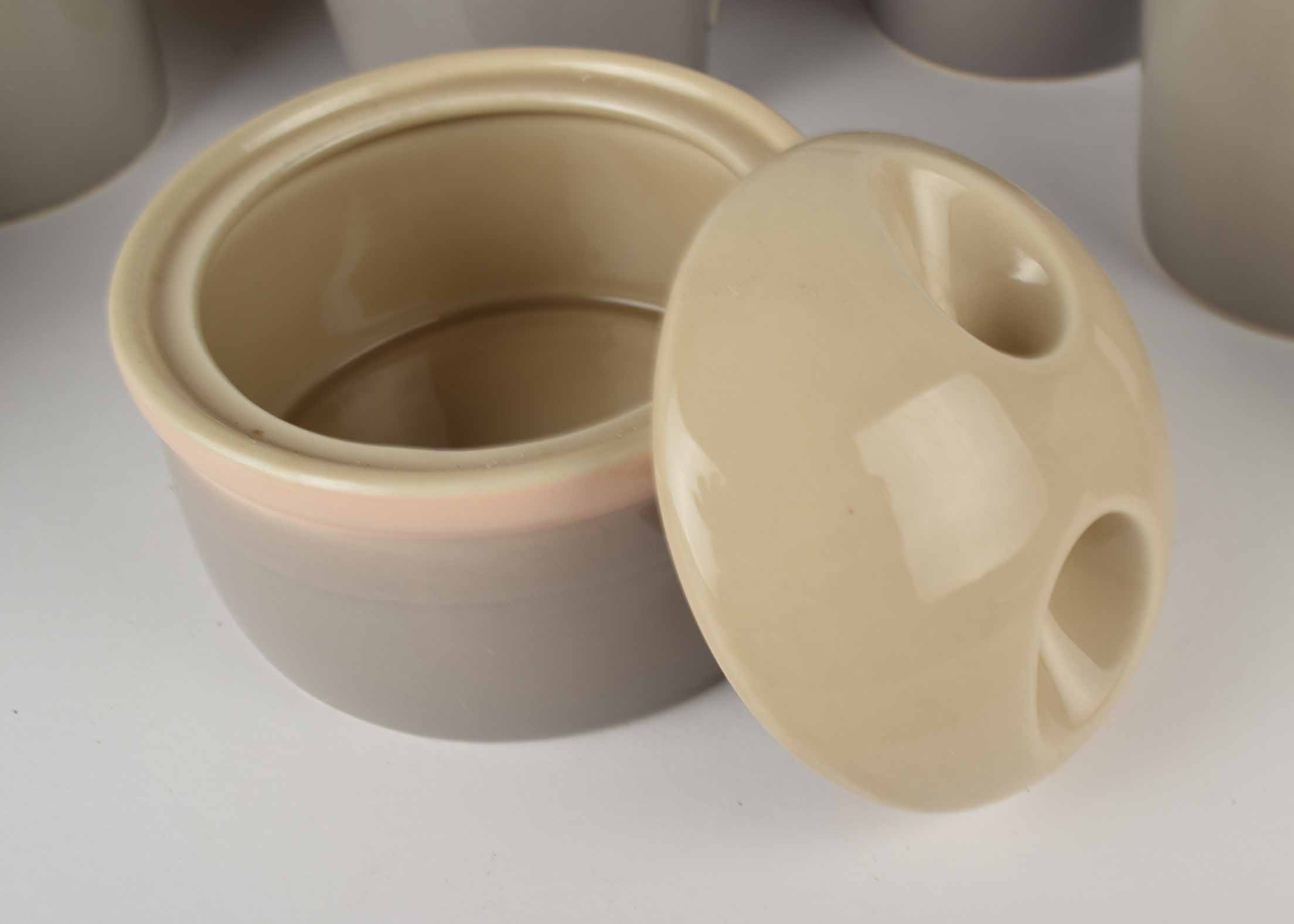 Mikasa Discovery "Aruba" Dinnerware Set