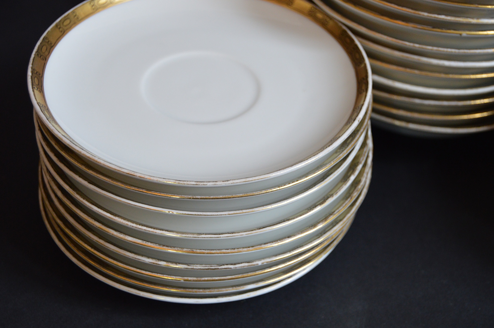 Vintage Hutschenreuther Selb Bavarian 10-Place China Dinnerware
