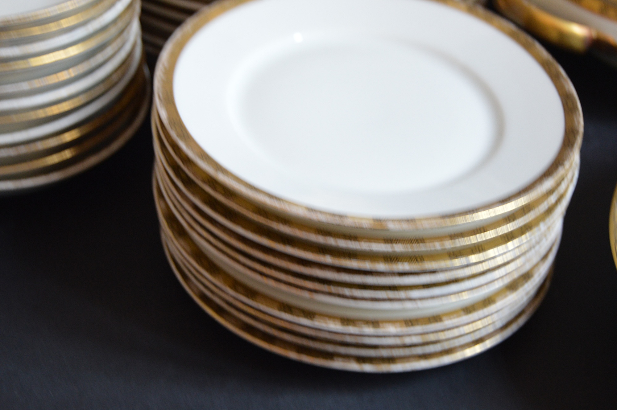 Vintage Hutschenreuther Selb Bavarian 10-Place China Dinnerware