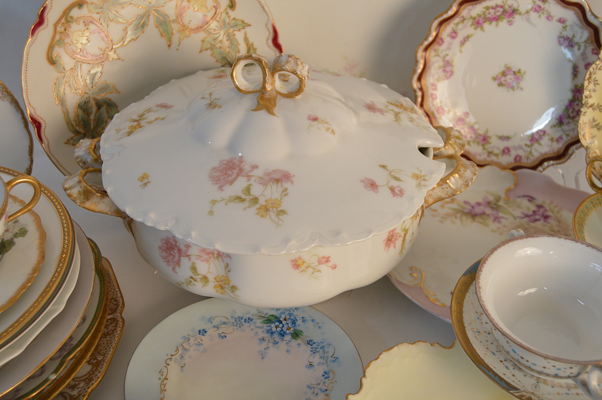 Set of Vintage French Limoges China Dinnerware