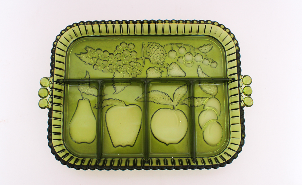 Five Pieces of Decorative Glassware