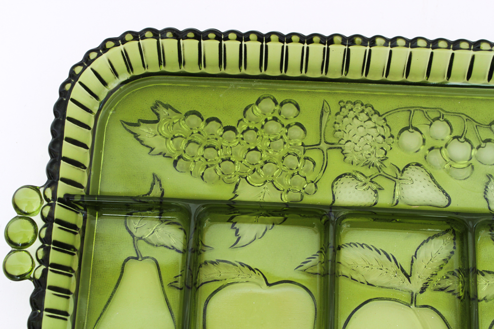 Five Pieces of Decorative Glassware