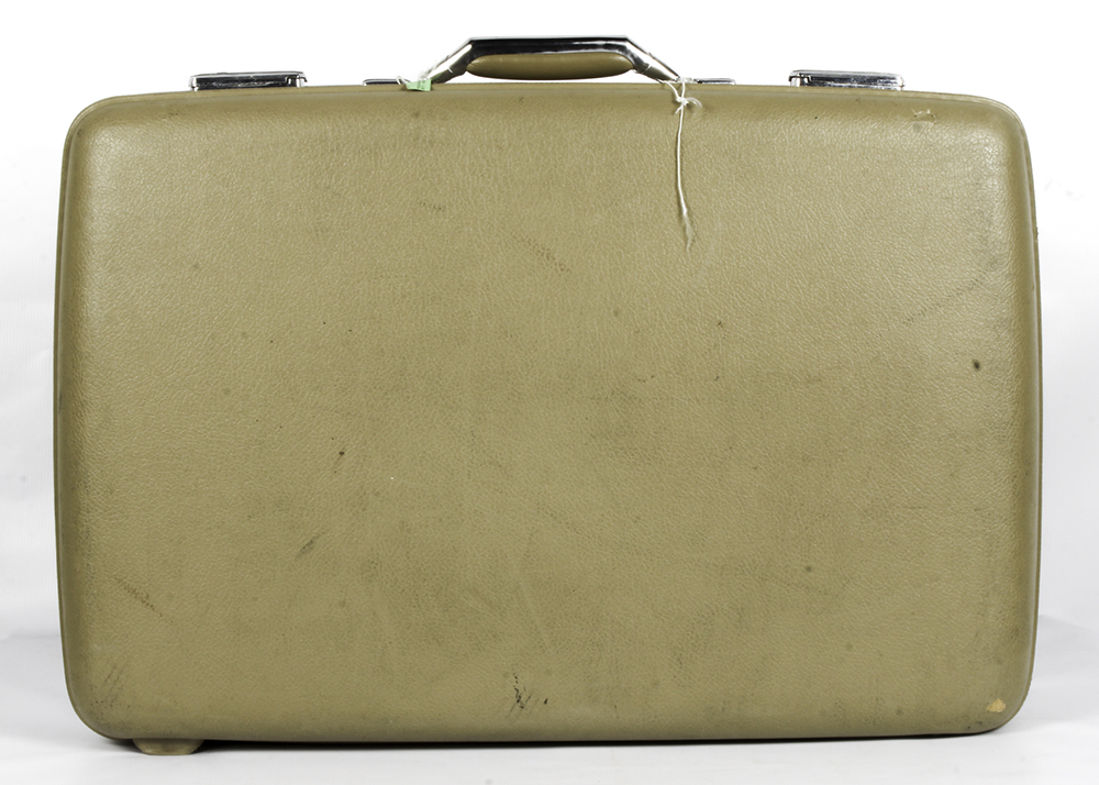 Three Vintage American Tourister Nesting Suitcases