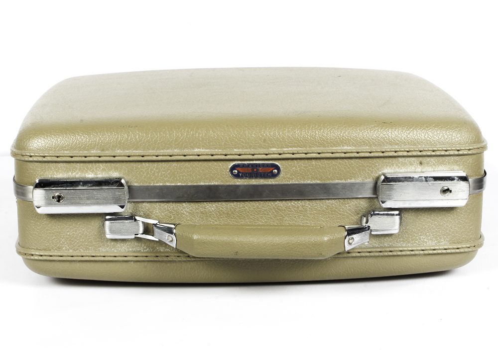 Three Vintage American Tourister Nesting Suitcases