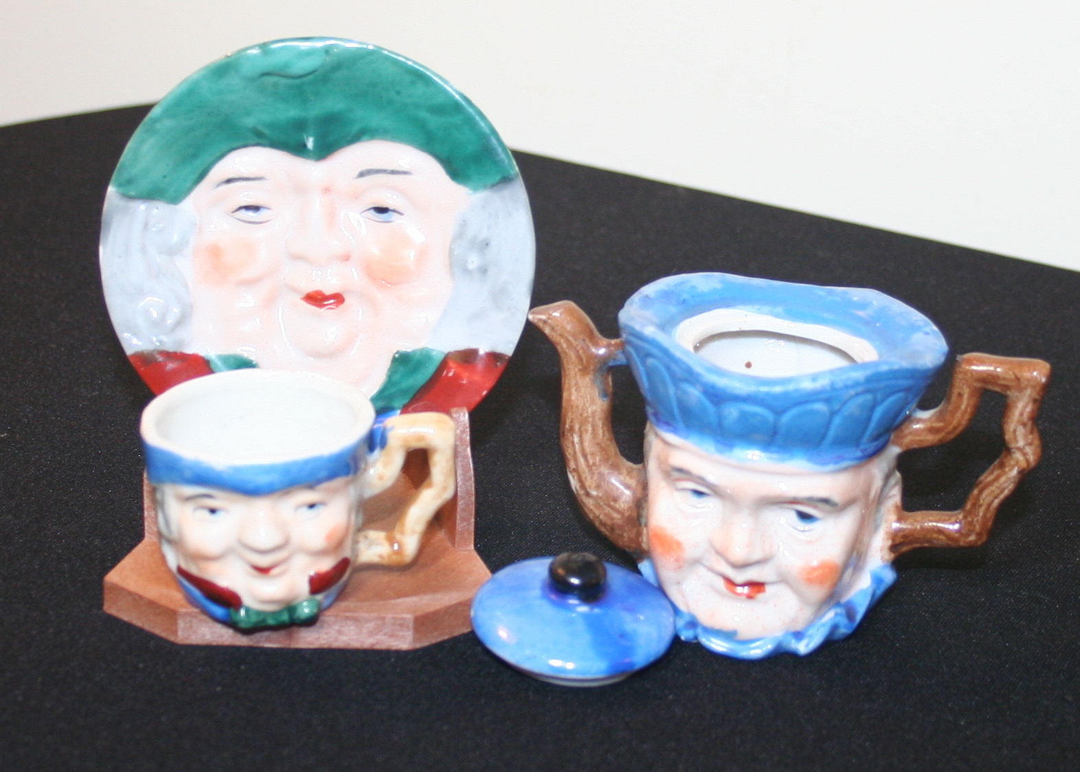 Teacup Collection Featuring Courting Couples