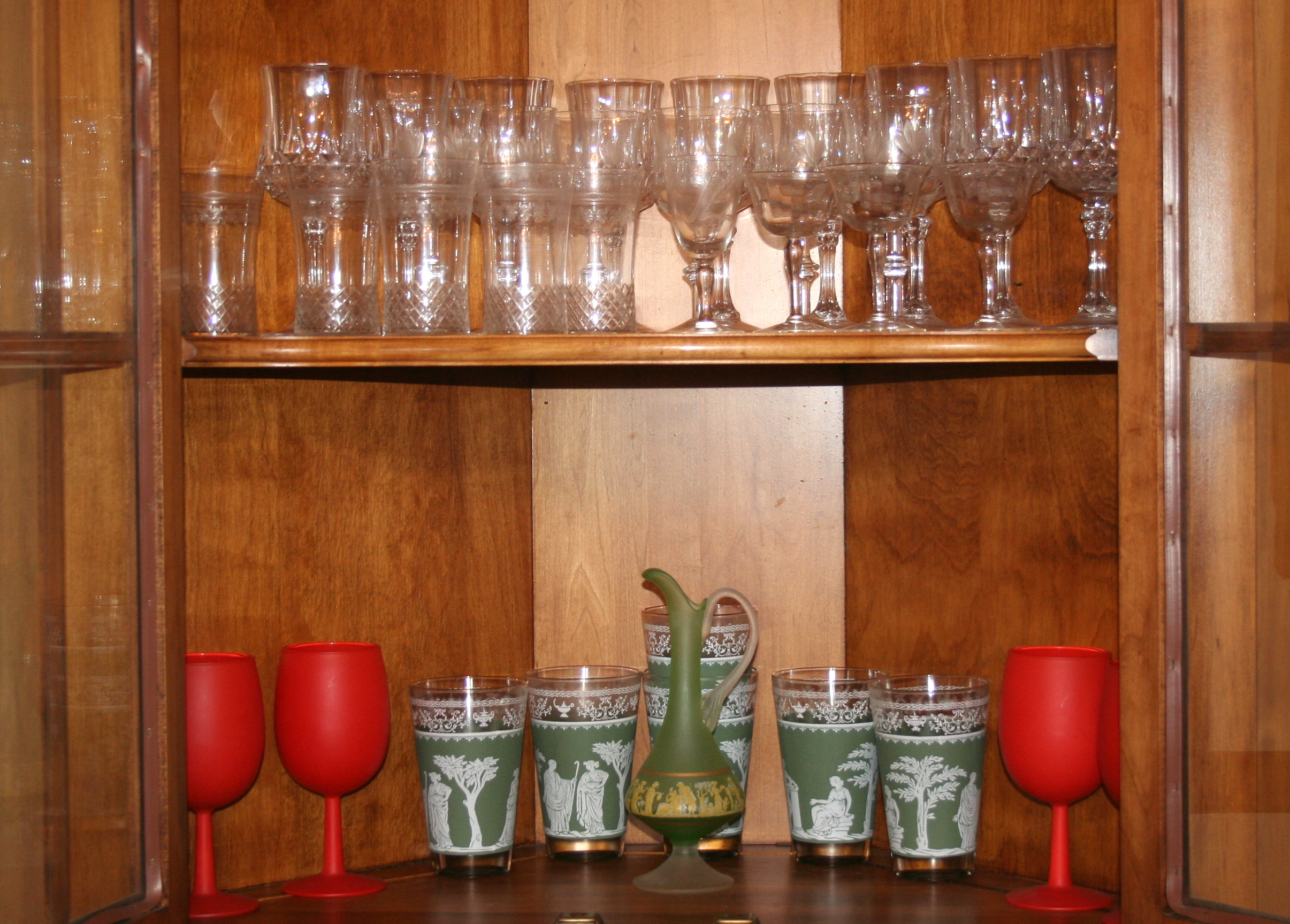 Grouping of Vintage Glassware
