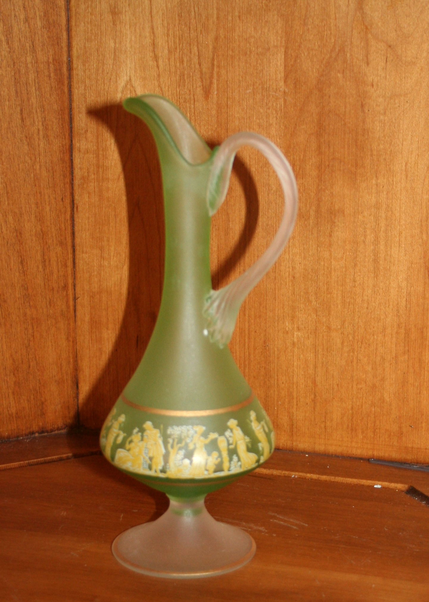 Grouping of Vintage Glassware