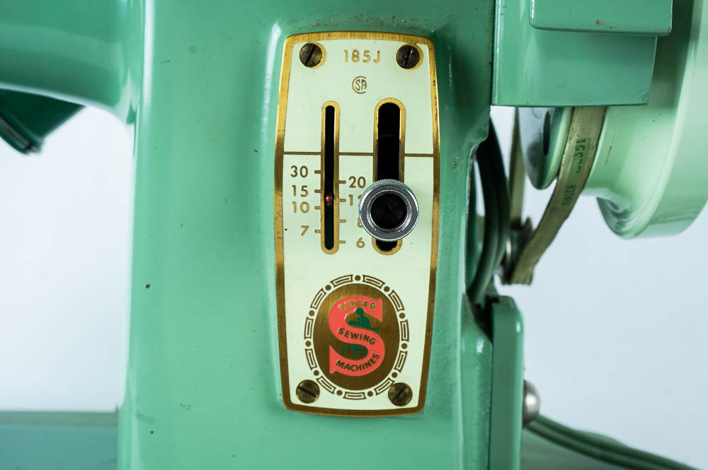 Vintage Singer RF J8-8 Electric Portable Sewing Machine