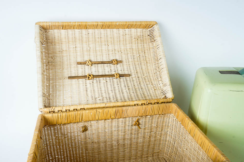 Vintage Singer RF J8-8 Electric Portable Sewing Machine