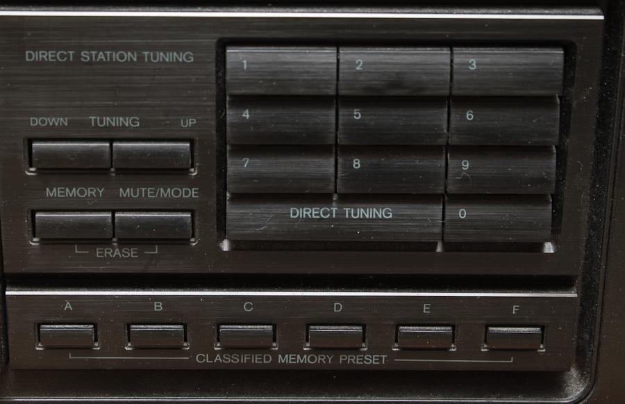 Onkyo Quartz Amplifier with Speakers