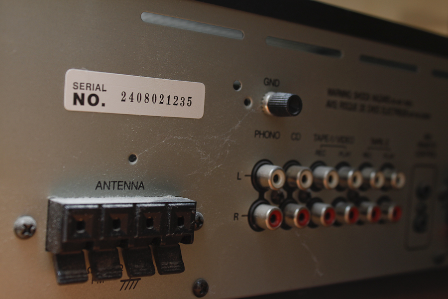 Onkyo Quartz Amplifier with Speakers