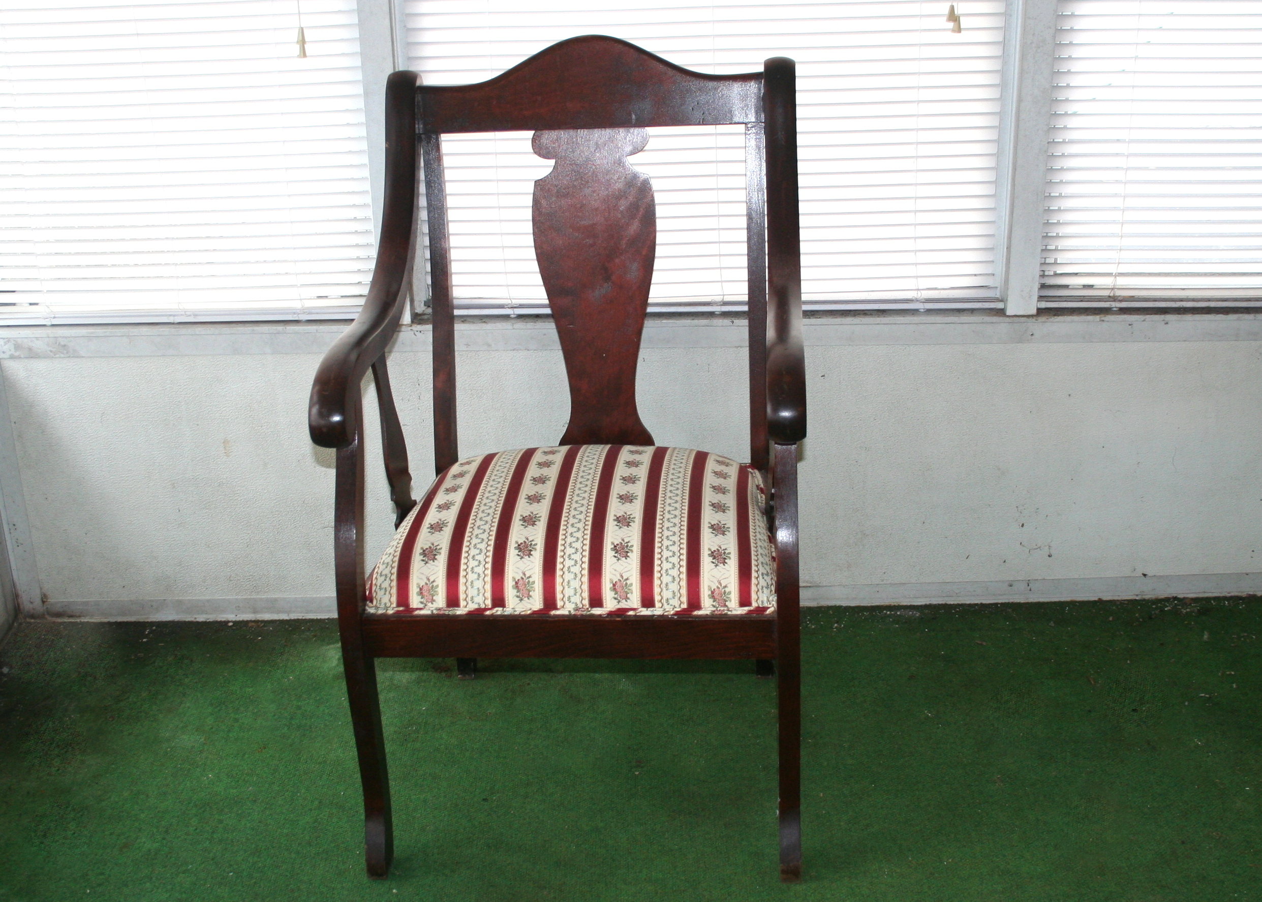 Mahogany Eastlake Style Vintage Arm Chair