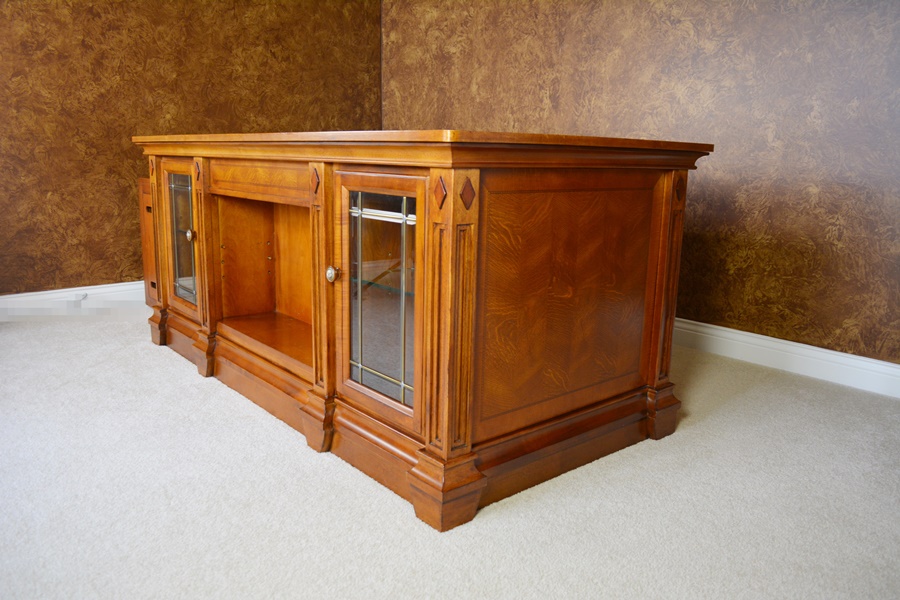 Alexander Julian At Home Collection Executive Desk